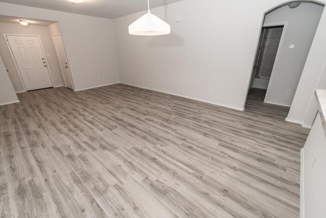 Building Photo - 24338 Borelli Dr
