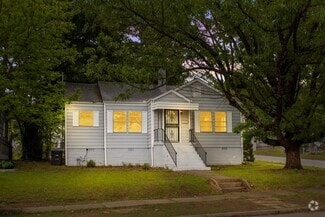 Building Photo - 1001 Valley Rd Pl