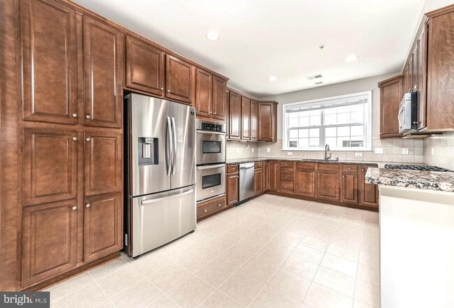 Foto del edificio - 22722 Beacon Crest Terrace