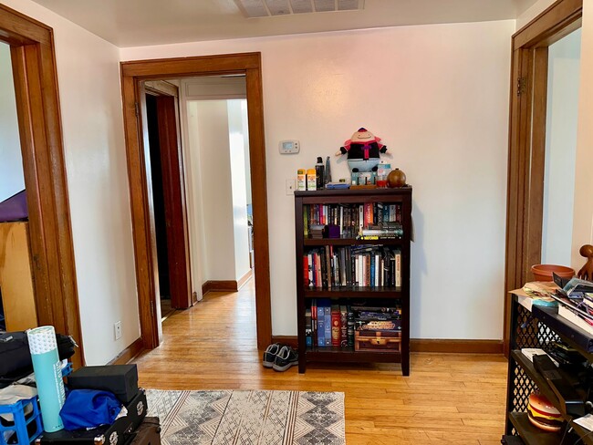 Foto del edificio - 1310 N Main St