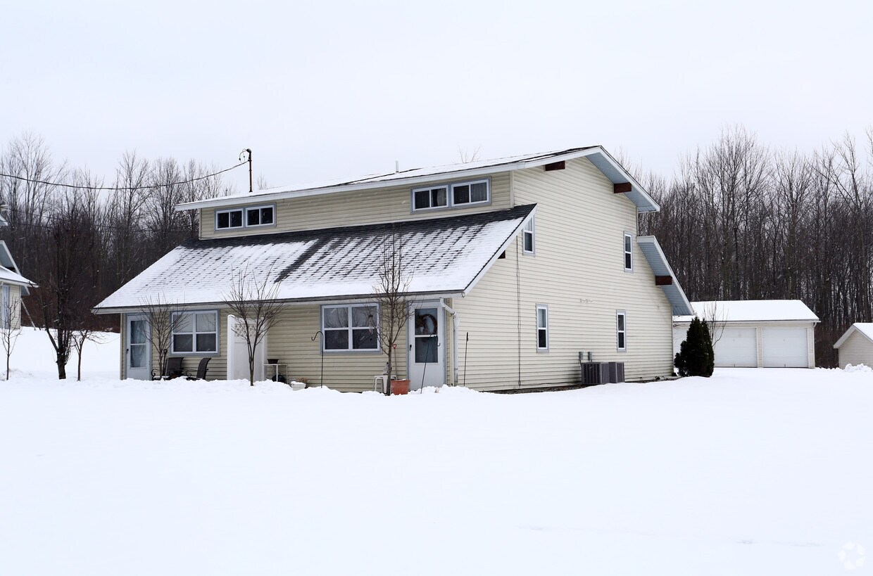 Foto principal - 3446-3476 Lakeside Dr