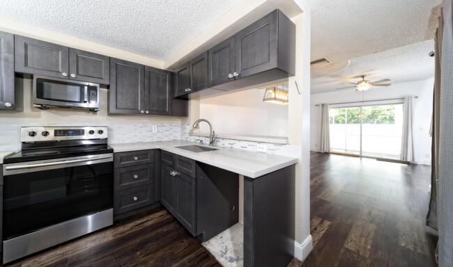 Foto del edificio - 4972 SW 31st Terrace