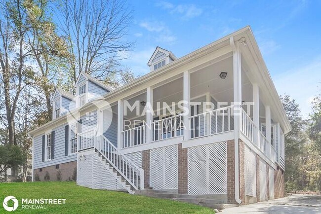 Foto del edificio - 5618 All Saints Ln, Charlotte, NC 28226