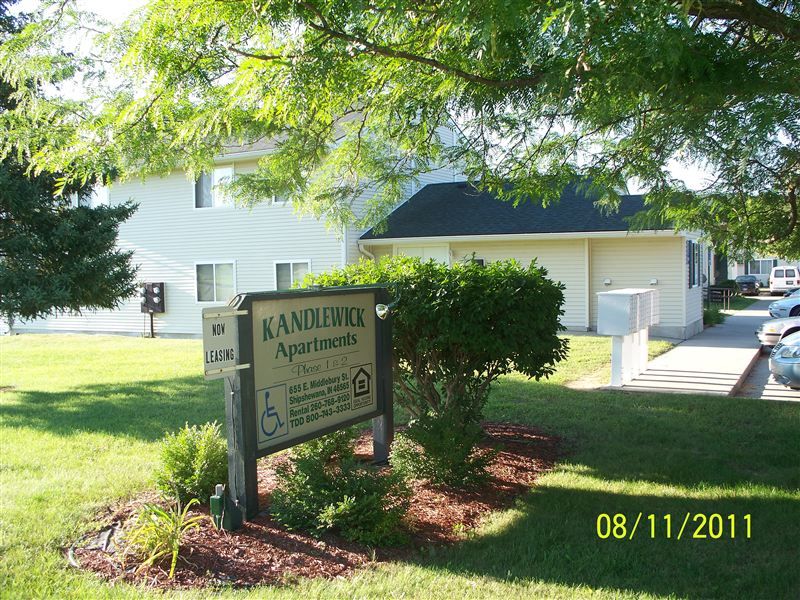 Foto del edificio - 655 E Middlebury St