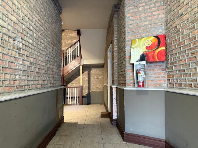 Foto del edificio - 5014 S King Dr