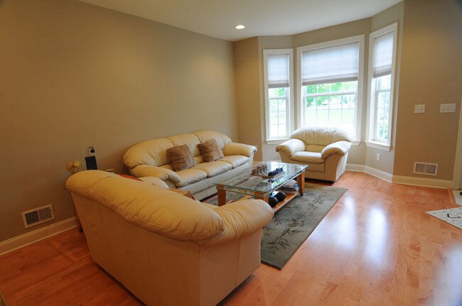 Foto del edificio - 167 Shinnecock Dr