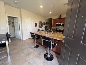 Building Photo - 2741 Crystal Blue St