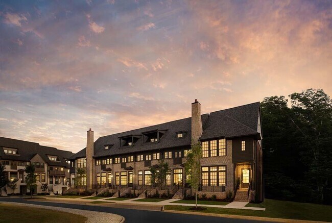Building Photo - 6562 Beacon Dr