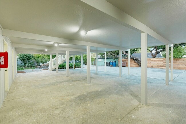 Building Photo - 214 S Branciforte Ave