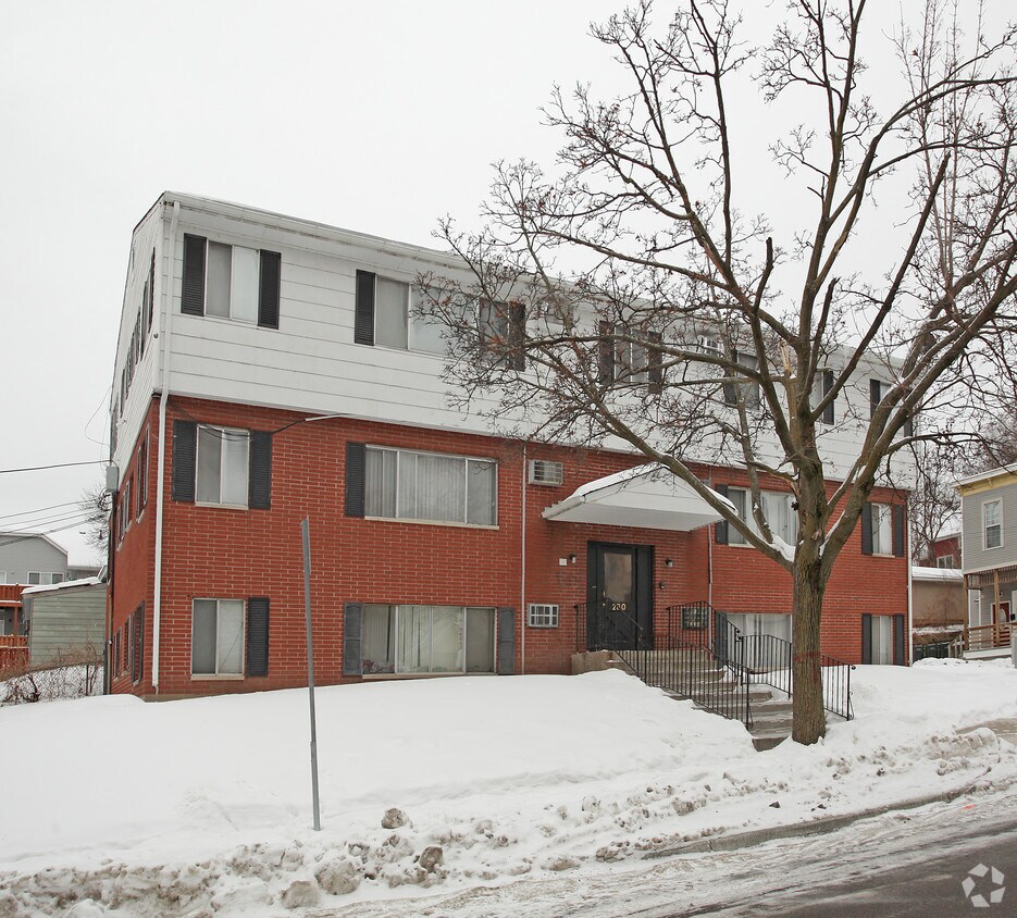 Foto del edificio - 280 Winifred St W