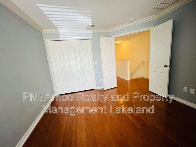 Foto del edificio - 4027 Winding Vine Dr