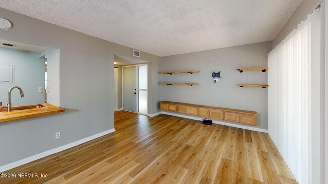 Building Photo - 9 Tarragona Ct