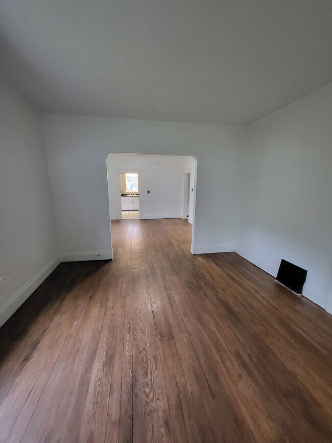 Foto del edificio - 765 W Dale Ave