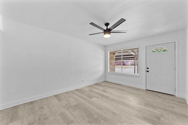 Foto del edificio - 1628 Americana Blvd