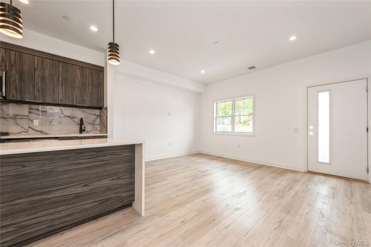 Foto principal - 418 Atlantic Ave