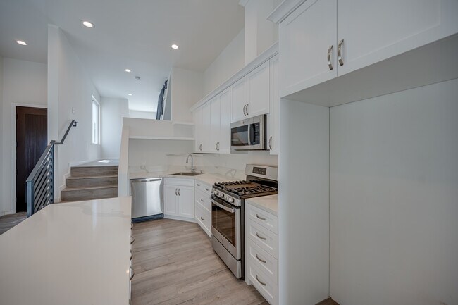 Cocina - 2611 Hyperion Ave