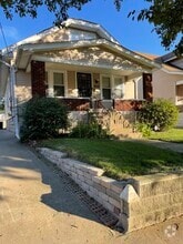 Building Photo - 920 Keswick Blvd