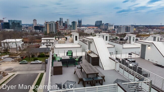 Foto del edificio - 4 br, 3.5 bath House - 1002 11th Ave S
