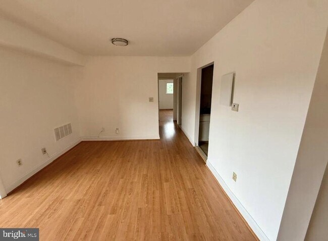 Foto del edificio - 4358 Cherry Hill Rd