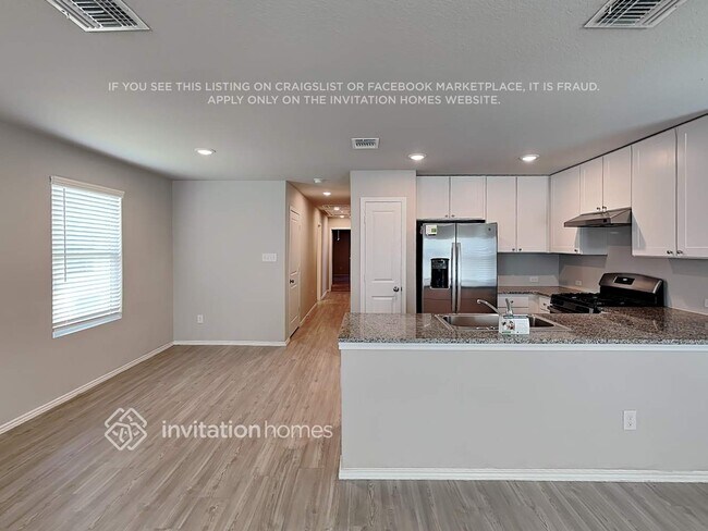 Building Photo - 5525 Verdugos Pl