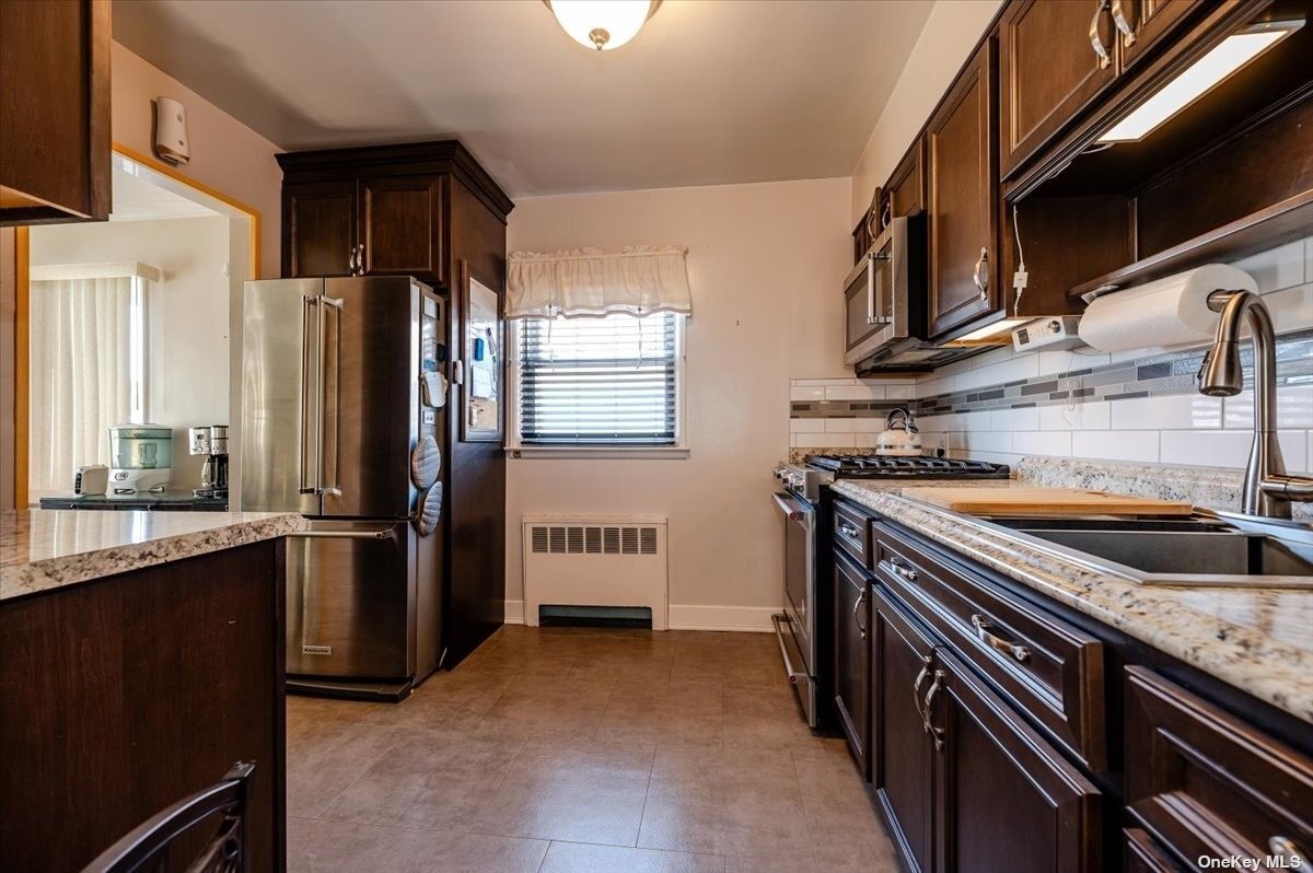Primary Photo - 55 W Fenimore St
