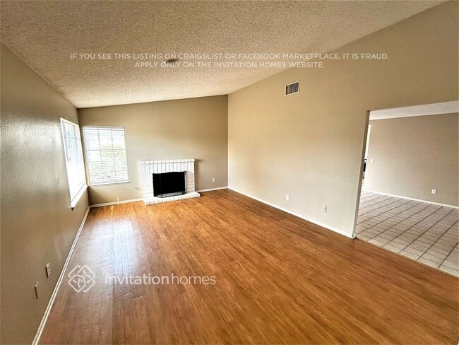Building Photo - 12388 Via De Palmas Dr