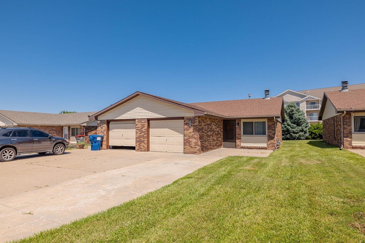 Foto principal - 1136 SW 10th Cir