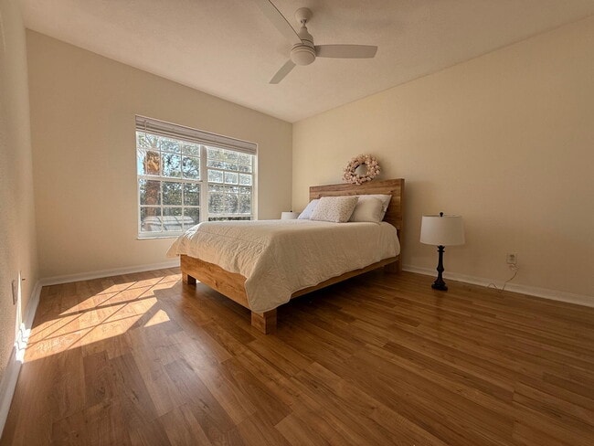 Foto del edificio - 19325 Water Oak Drive