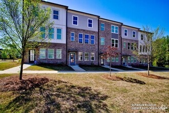 Building Photo - 1004 Taylor Ct