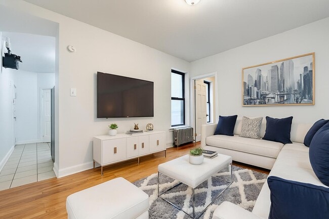 Building Photo - 401 E 68th St