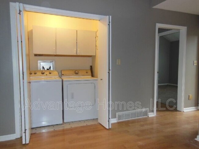 Foto del edificio - 4811 Horton St