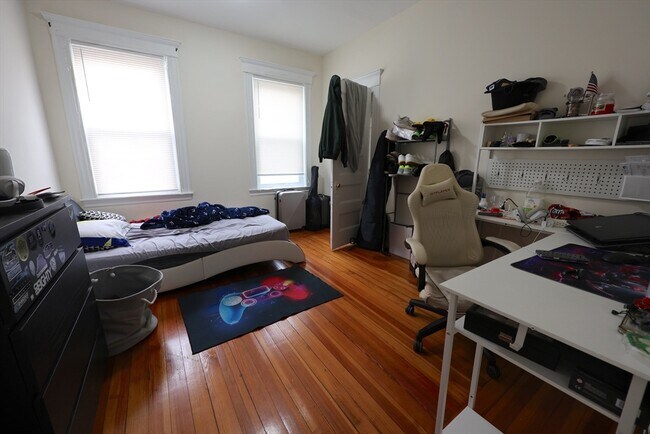 Foto del edificio - 33 Ridgemont St