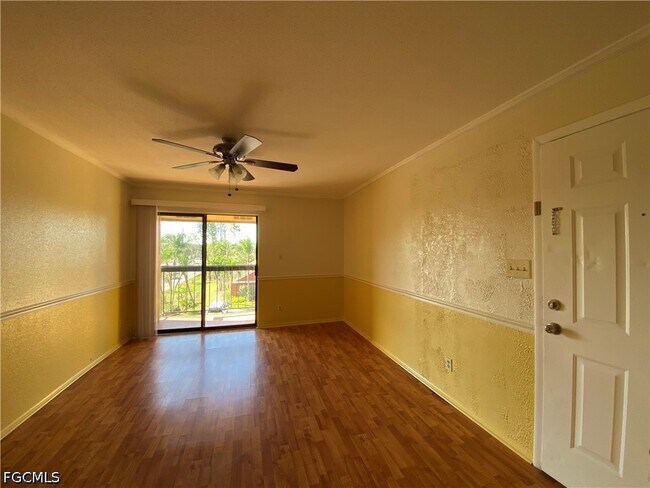 Foto del edificio - 2855 Winkler Ave