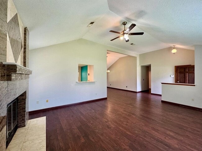 Building Photo - 11628 Lorene Ave