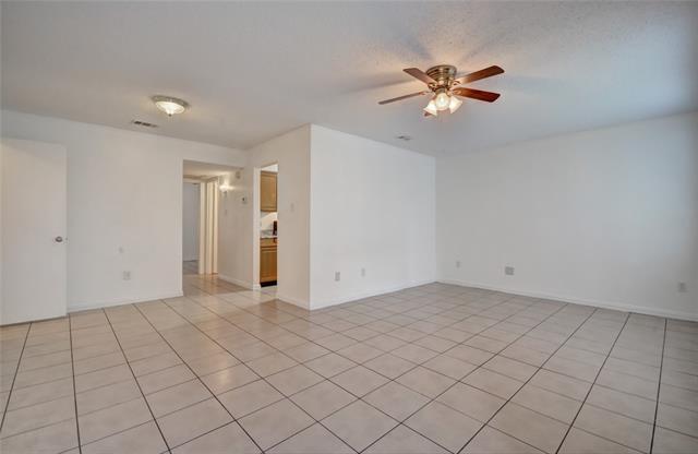 Foto del edificio - 1912 Bernice St