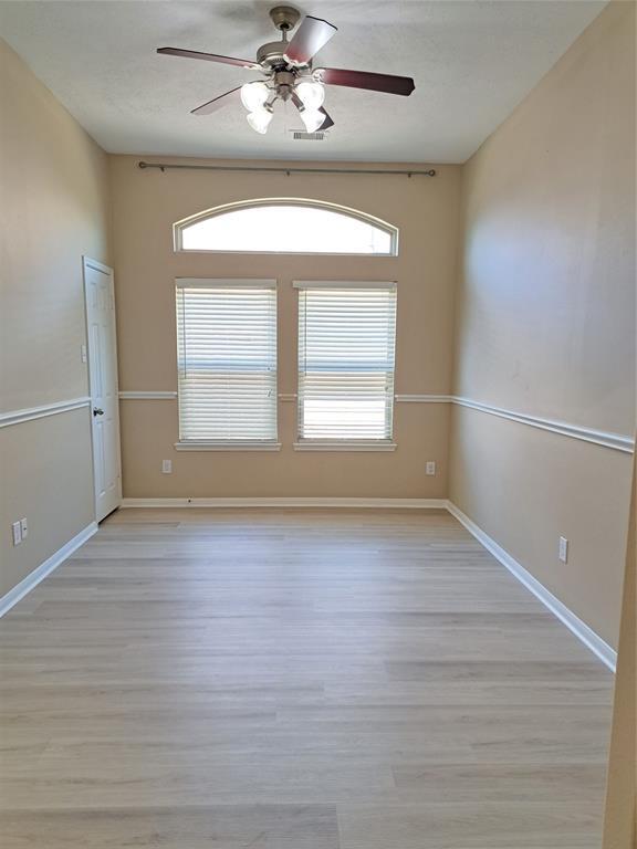 Foto del edificio - 21910 Cascade Hollow Ln