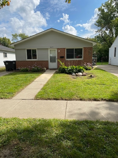 Building Photo - 8075 Oak St