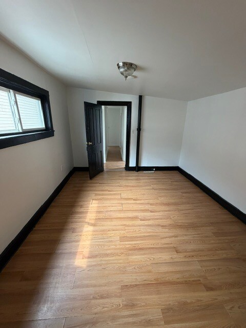 Foto del edificio - 1522 Vernon St