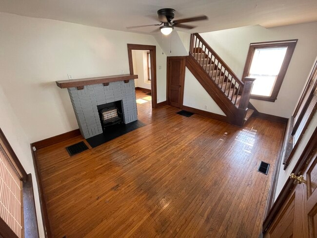 Living Room - 411 W Sandusky St