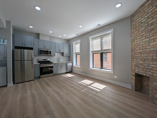 Foto del edificio - 423 W Belden Ave