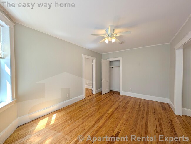 Foto del edificio - 156-158 Summer St Unit #206