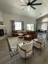 Building Photo - 5675 Hole in 1 Dr