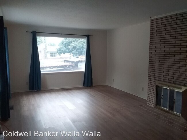 Building Photo - 2 br, 1 bath House - 1015 Catherine St.