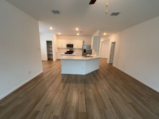 Building Photo - 4 BR/2BA | Newly Renovated Single Story | 1-Car Covered Parking | Fenced Backyard!