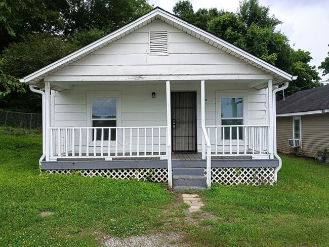 Building Photo - 308 Sterling St