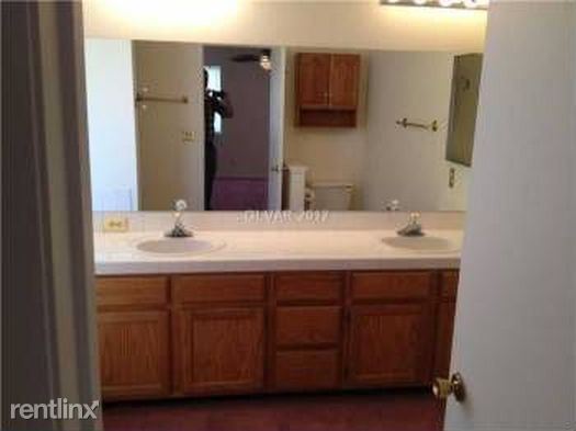 Building Photo - 208 Lotus Blossom Ct