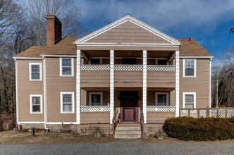 Building Photo - 2951 Winsted Rd