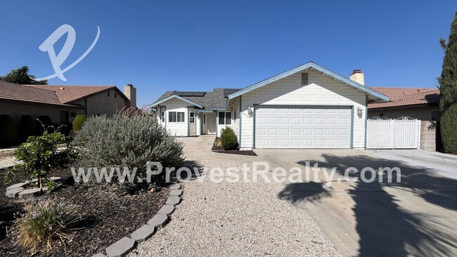 Building Photo - Updated 3 Bed 2 Bath in Spring Valley Lake!