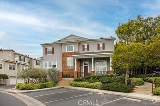 Building Photo - 6254 Seabourne Dr