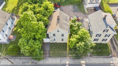 Building Photo - 152 Liberty St